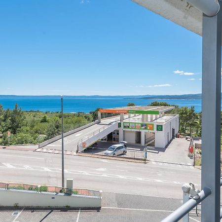 Deluxe 3 Bedroom Apartment With Sea View Baška Voda Kültér fotó