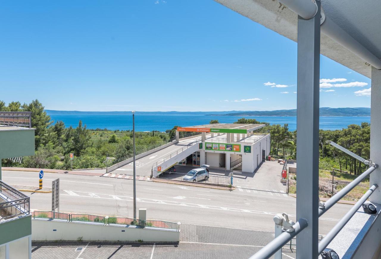 Deluxe 3 Bedroom Apartment With Sea View Baška Voda Kültér fotó