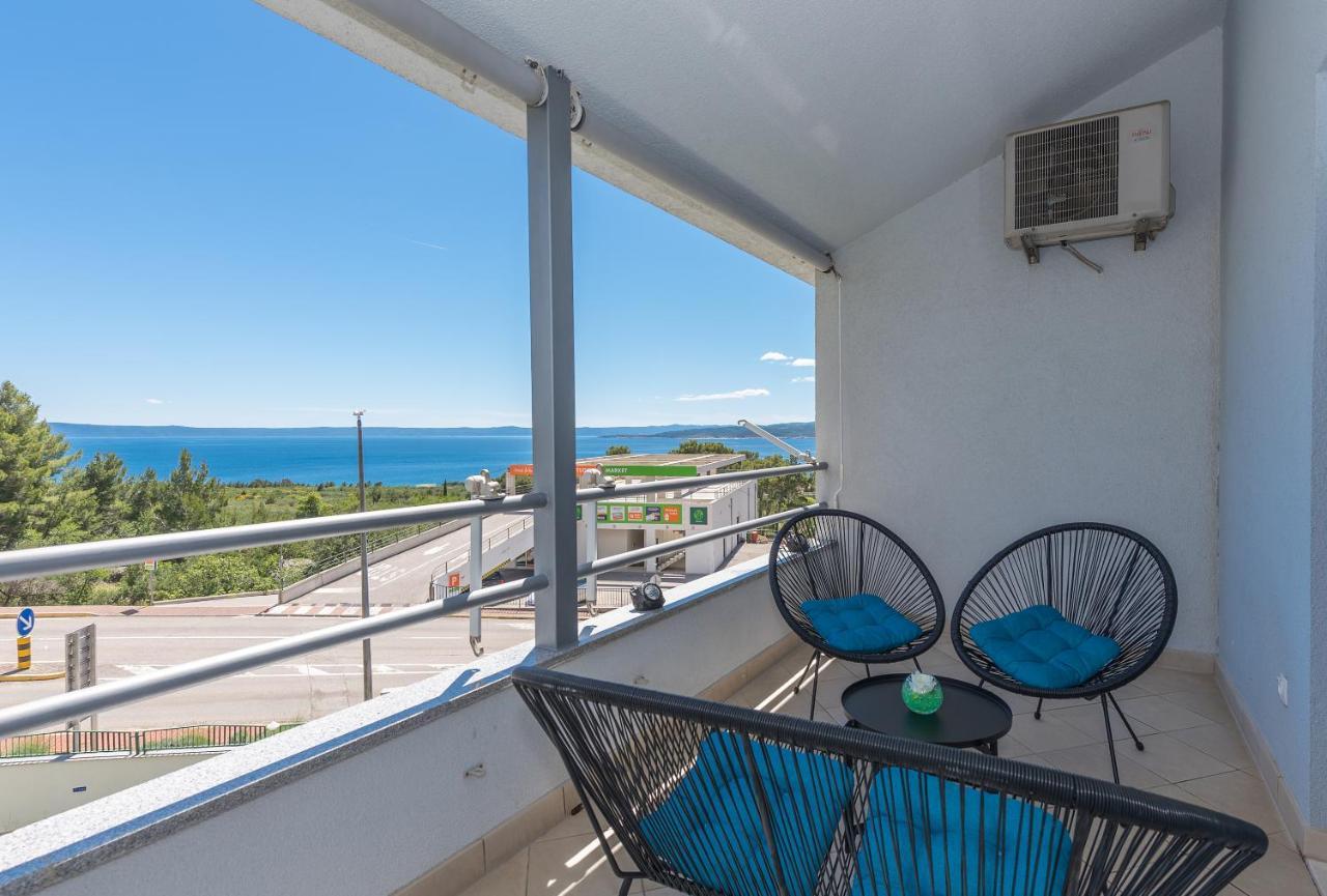 Deluxe 3 Bedroom Apartment With Sea View Baška Voda Kültér fotó